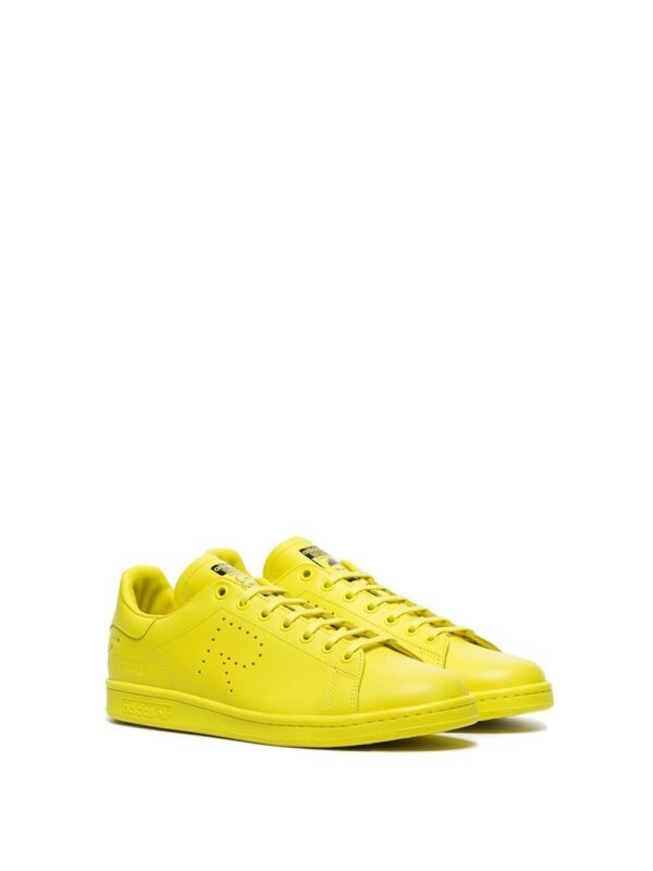 ⁦yellow X raf simons stan smith leather sneakers⁩ - الصورة ⁦3⁩