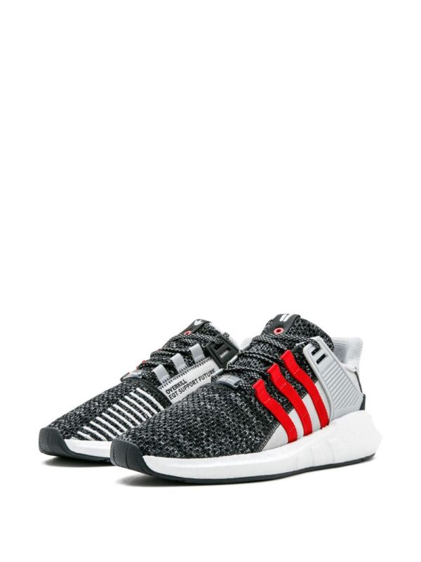 ⁦حذاء رياضي EQT سابورت فيوتشر⁩ - الصورة ⁦3⁩