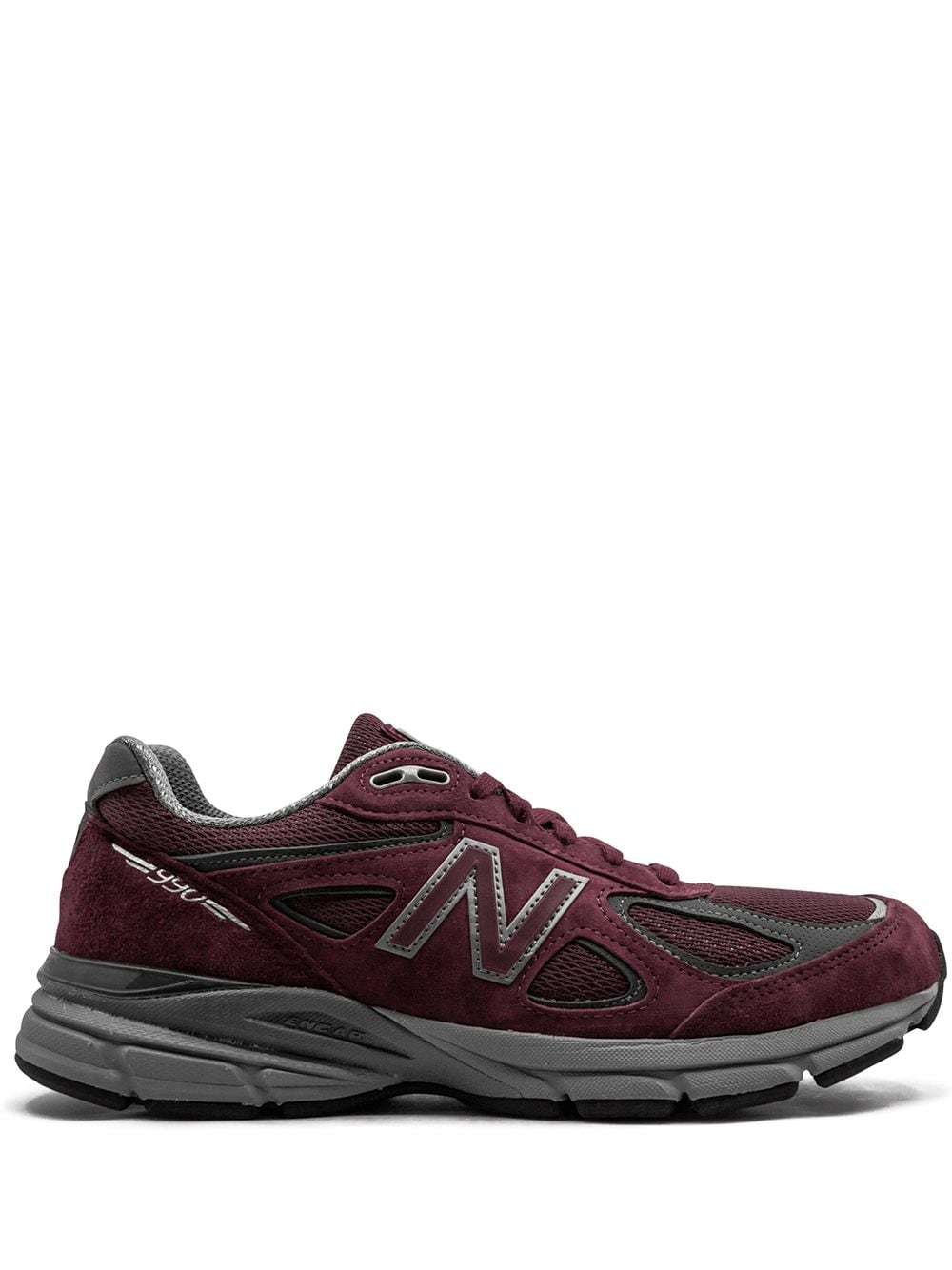 حذاء رياضي 990v4