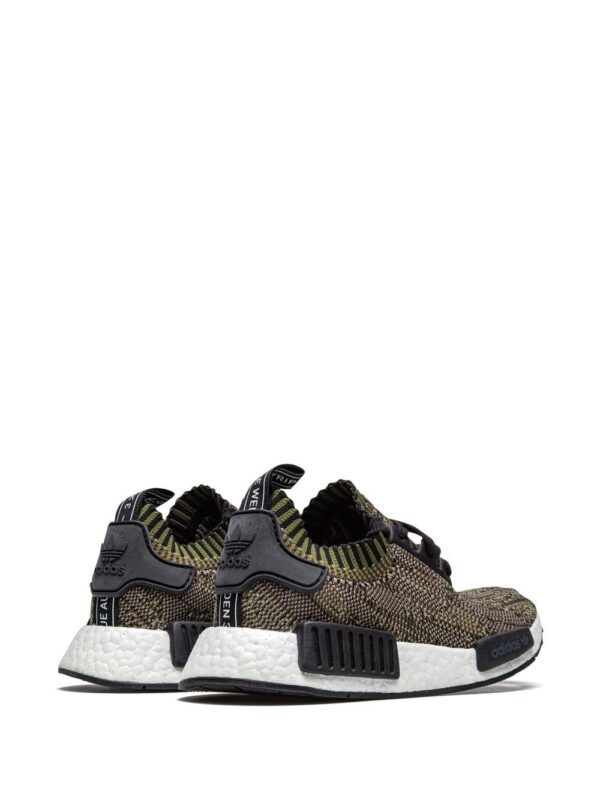 ⁦سنيكر 'NMD R1 PK أوليف كامو'⁩ - الصورة ⁦4⁩