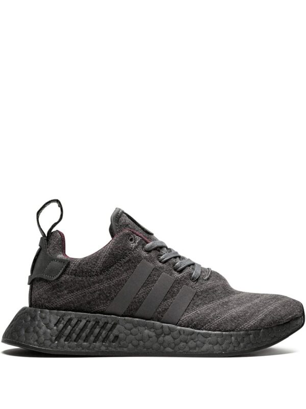 حذاء رياضي هنري بول NMD_R2