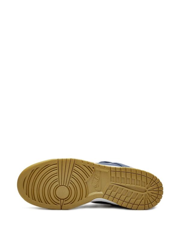 ⁦سنيكر 'OG دانك SB' بدون رقبة x Supreme⁩ - الصورة ⁦3⁩