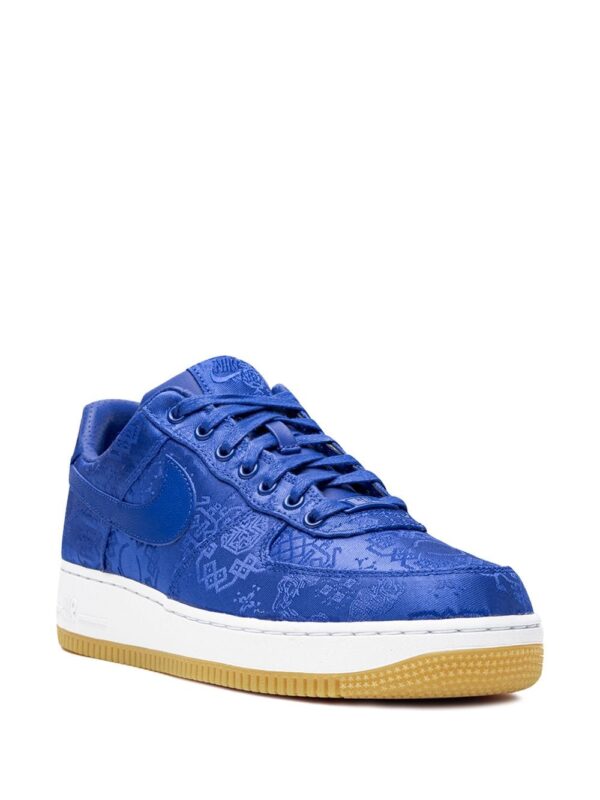 ⁦حذاء رياضي x Clot Air Force 1⁩ - الصورة ⁦3⁩