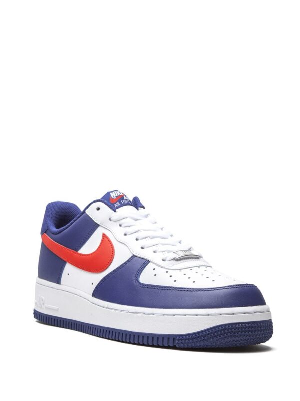 ⁦Air Force 1 '07 sneakers⁩ - الصورة ⁦4⁩