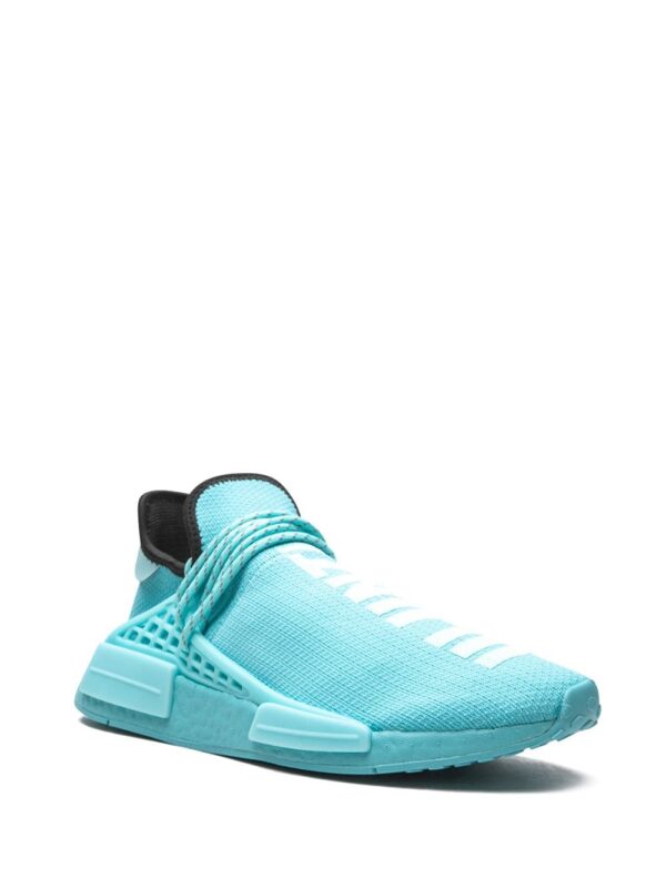 ⁦سنيكر x Pharrell NMD Human Race⁩ - الصورة ⁦3⁩