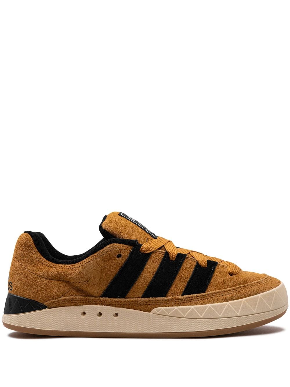 سنيكر ‘OG شوبوكس’ x atmos adimatic