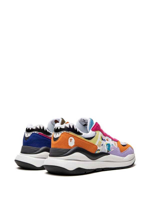 ⁦سنيكر x BAPE 57/40⁩ - الصورة ⁦4⁩