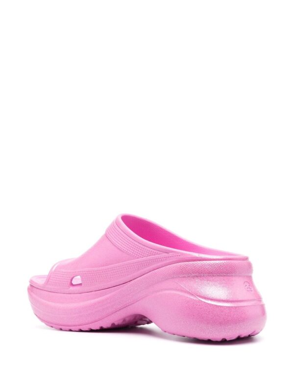 ⁦صندل بلاتفورم 'بول' ™x Crocs⁩ - الصورة ⁦3⁩