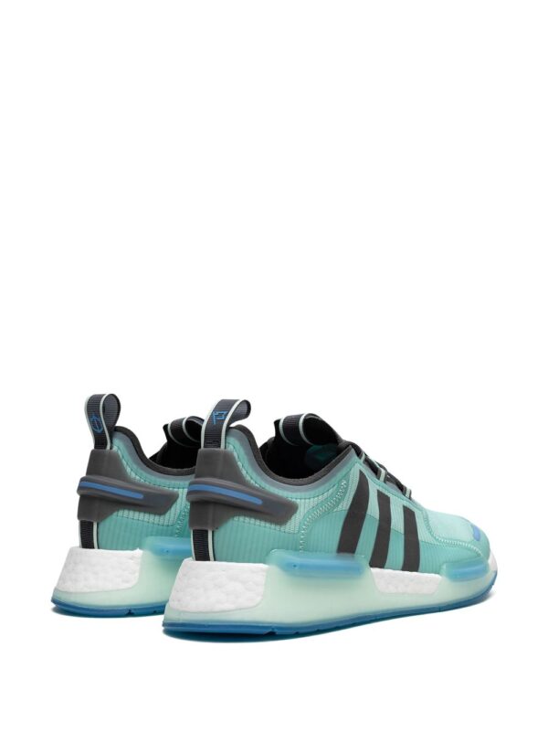 ⁦سنيكر 'هايلو إنفينيت' x XBOX NMD_V3⁩ - الصورة ⁦2⁩