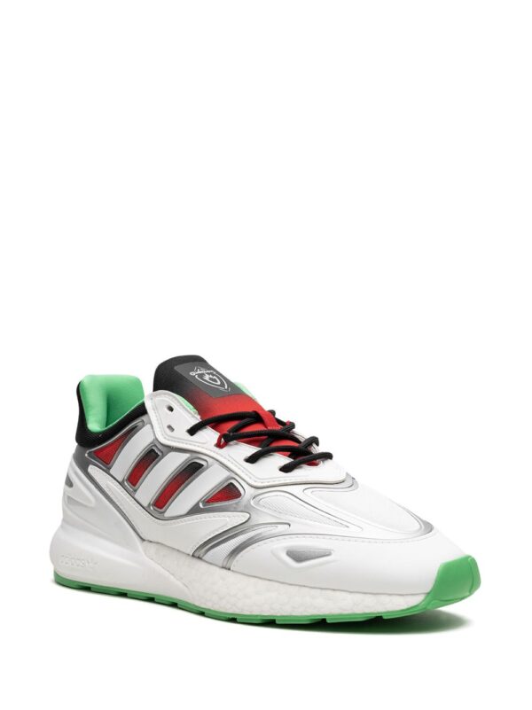⁦سنيكر x Marvel ZX Gamora ZX 2K Boost 2.0⁩ - الصورة ⁦4⁩
