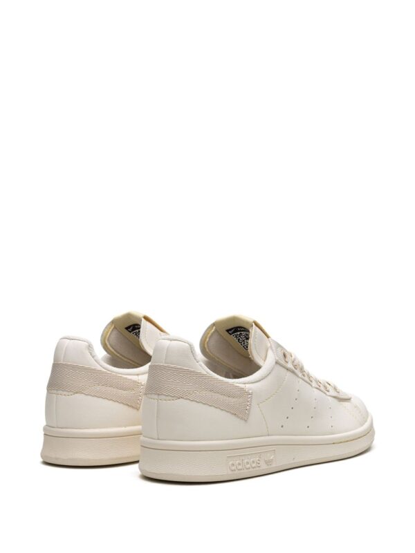 ⁦سنيكر x Parley Stan Smith⁩ - الصورة ⁦2⁩