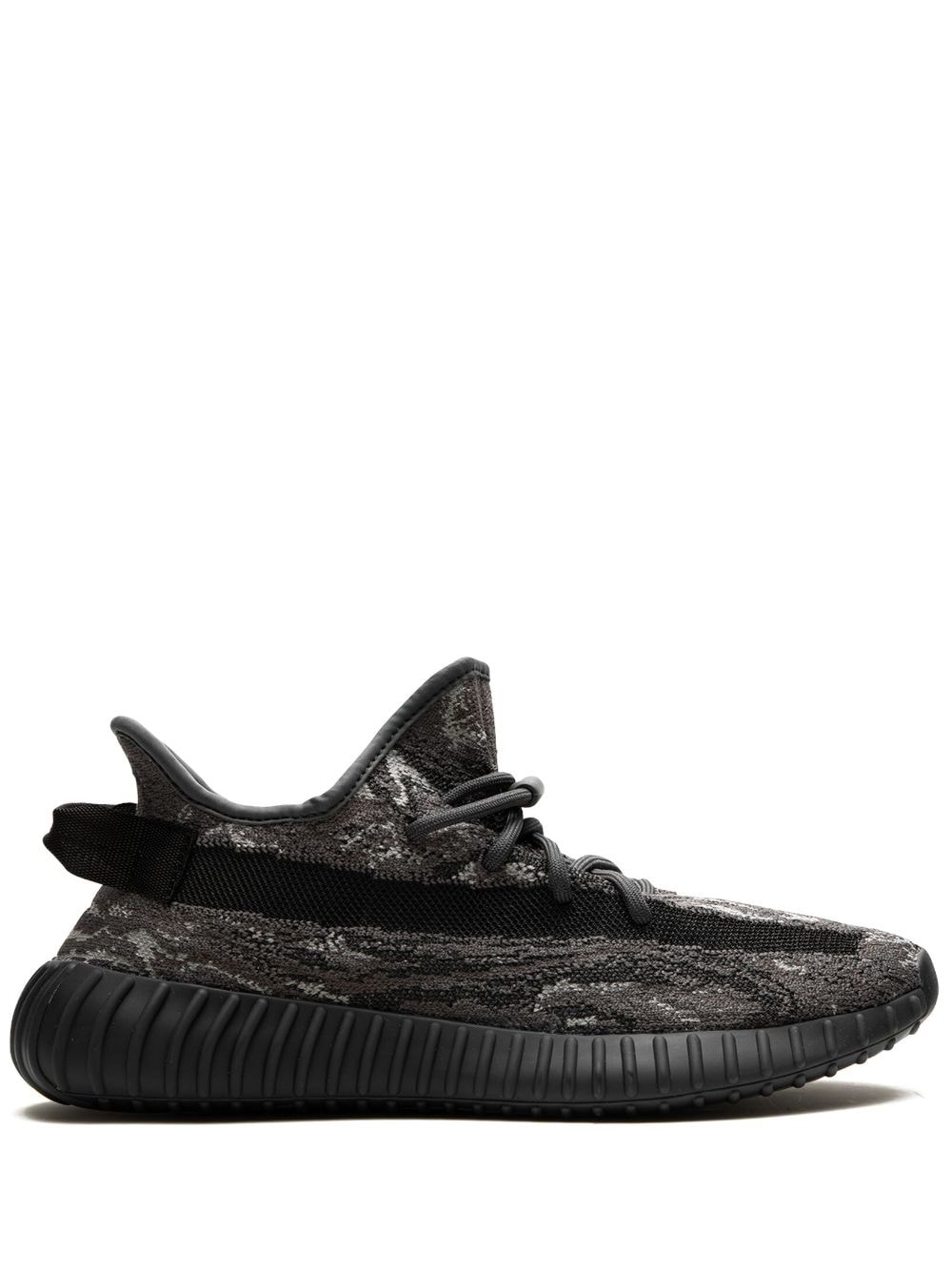 سنيكر ‘ييزي بووست 350 V2’