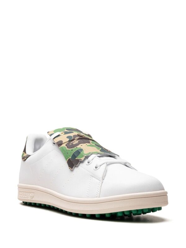 ⁦حذاء غولف 'ستان سميث' x A Bathing Ape⁩ - الصورة ⁦2⁩