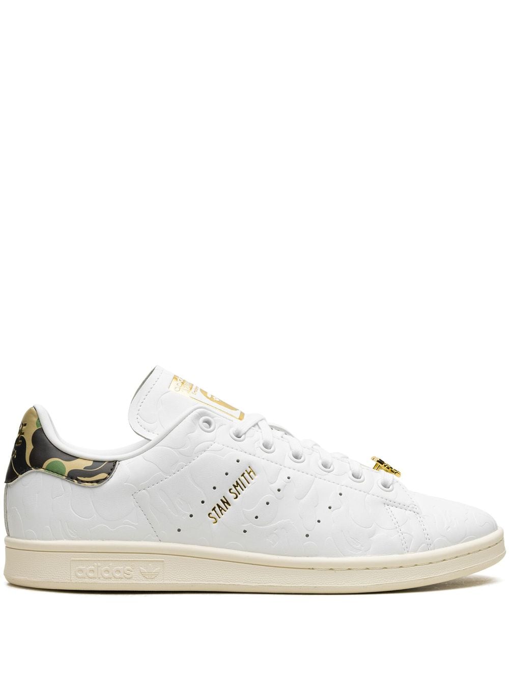 سنيكر ‘ثيرتيث أنفرساري’ x BAPE Stan Smith