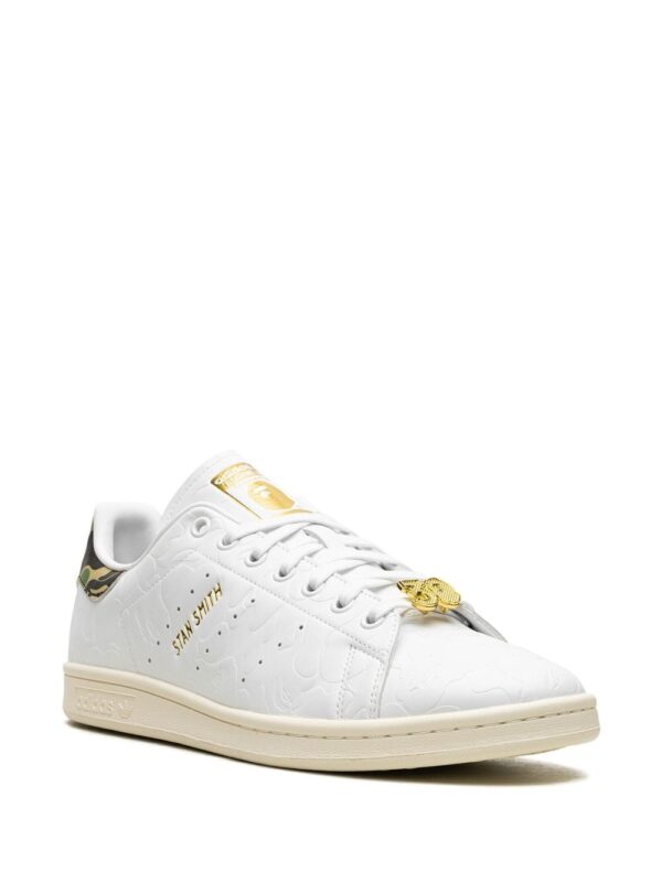⁦سنيكر 'ثيرتيث أنفرساري' x BAPE Stan Smith⁩ - الصورة ⁦3⁩