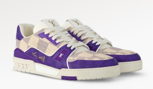 ⁦LV Trainer Sneaker⁩ - الصورة ⁦2⁩