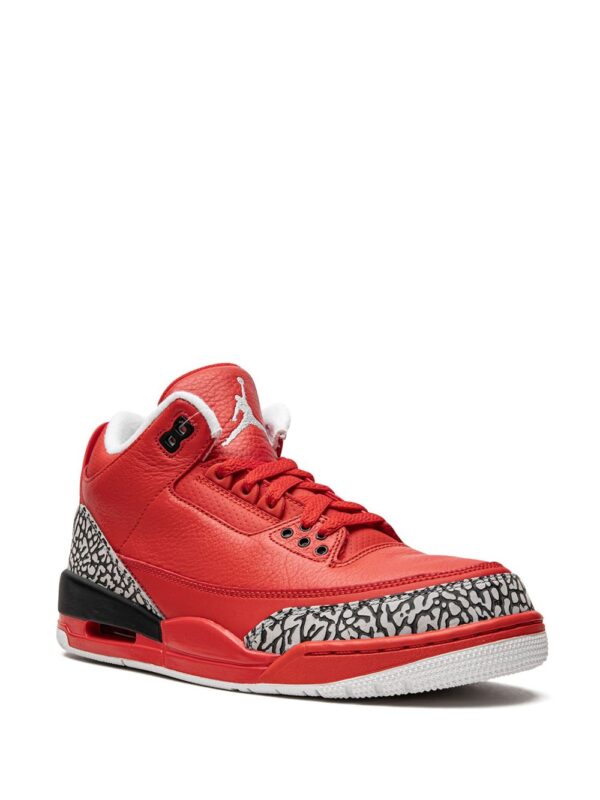 ⁦-JORDAN AJ3770438 UNIVERSITY RED/BLACK-CEMENT Furs & Skins->Leather⁩ - الصورة ⁦2⁩