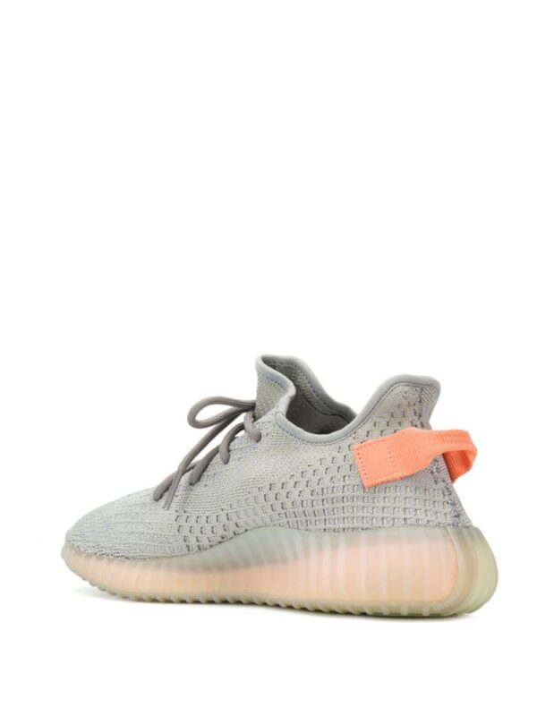 ⁦-حذاء رياضي ييزي بوست 350 V2⁩ - الصورة ⁦3⁩