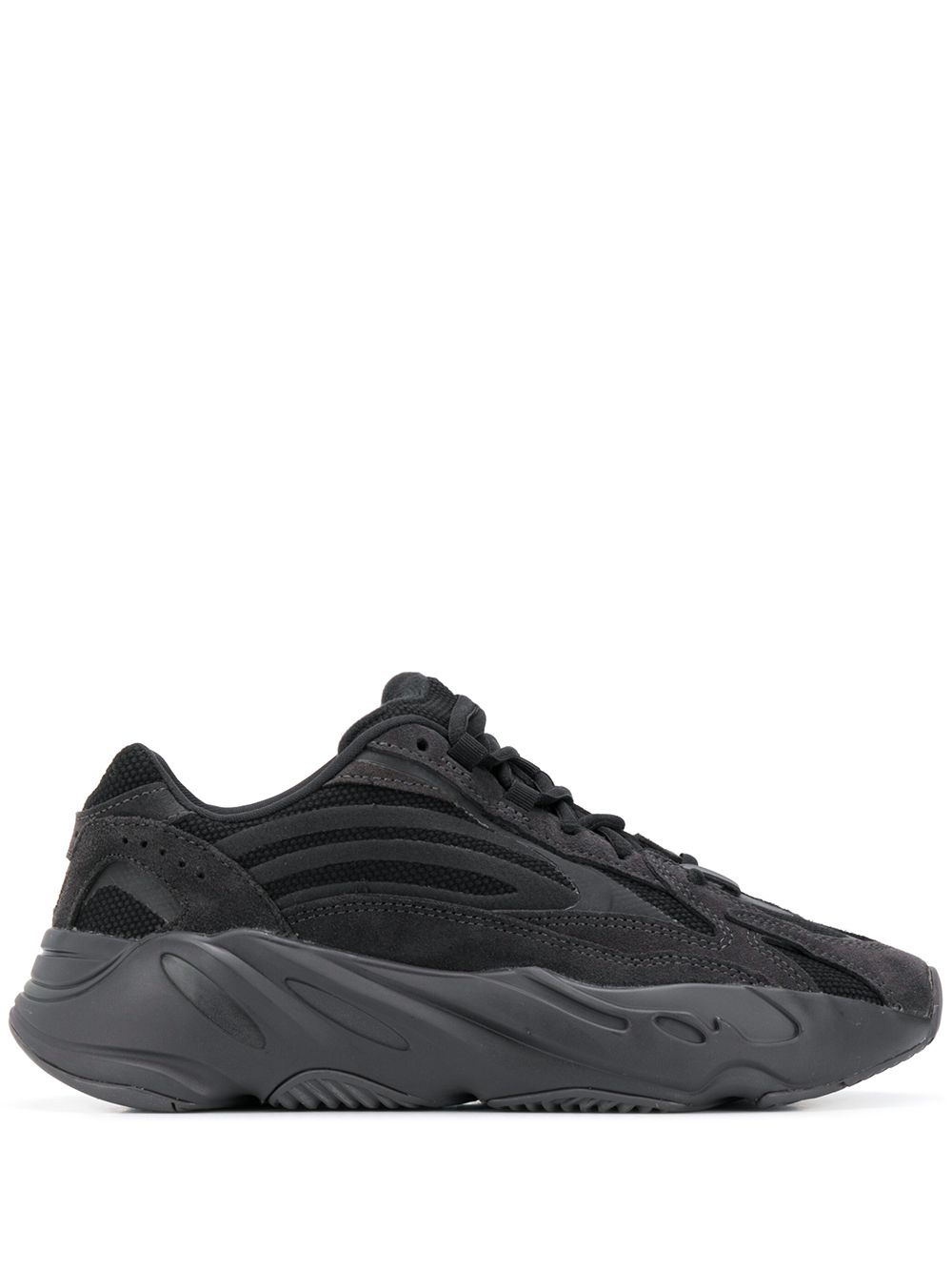 -حذاء رياضي ييزي بوست 700 V2