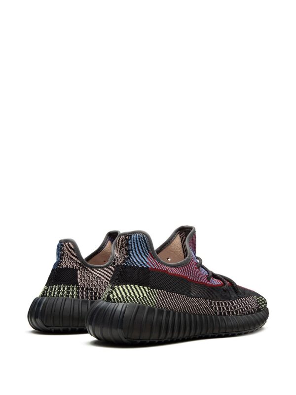 ⁦-حذاء رياضي ييزي بوست 350 V2⁩ - الصورة ⁦3⁩