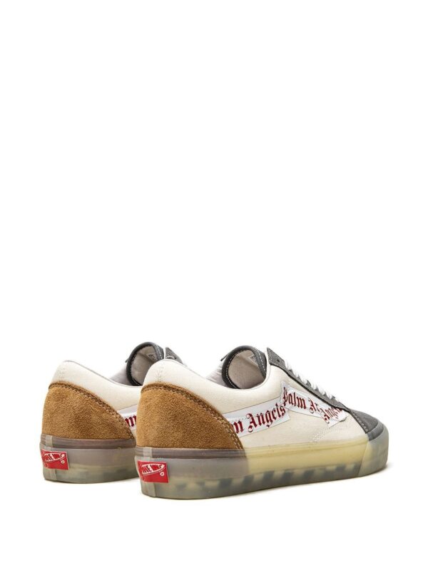 ⁦-سنيكر 'أولد سكول VLT' ‏x VANS⁩ - الصورة ⁦4⁩