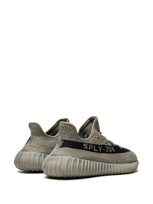 ⁦-سنيكر 'ييزي 350 V2'⁩ - الصورة ⁦3⁩