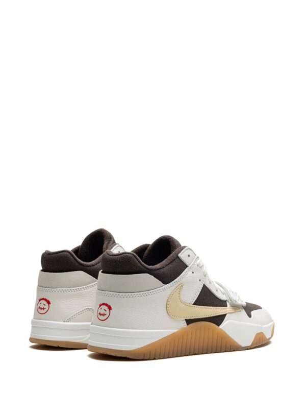 ⁦-سنيكر x Travis Scott Jumpman Jack⁩ - الصورة ⁦2⁩