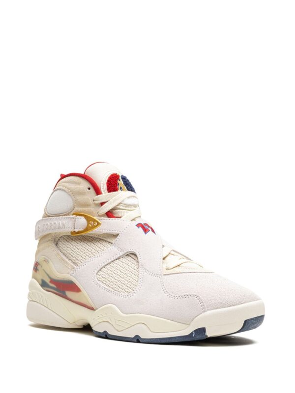 ⁦-سنيكر 'إير جوردن 8 دايموند تورف' x SoleFly⁩ - الصورة ⁦3⁩