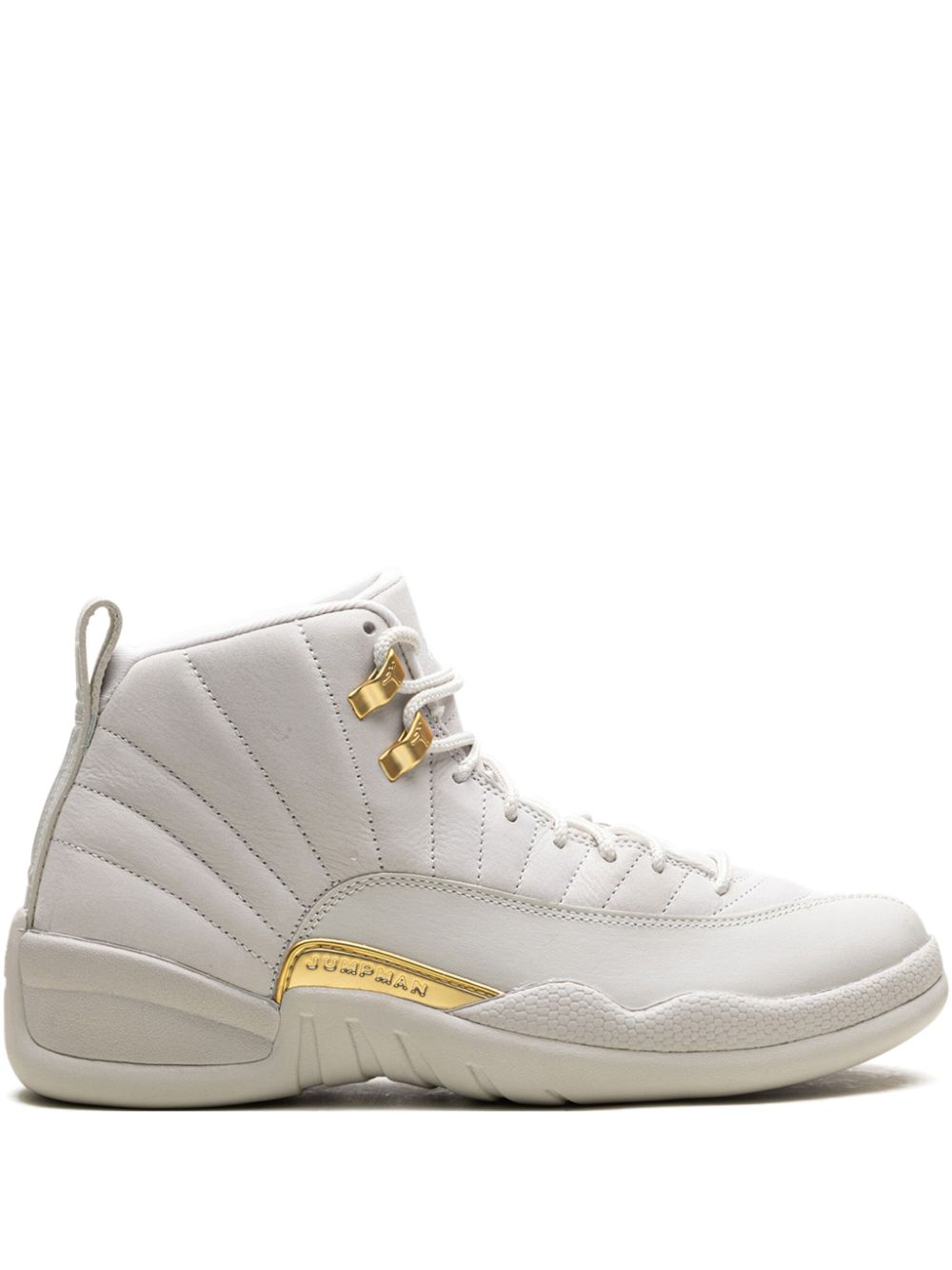 -12 Retro sneakers