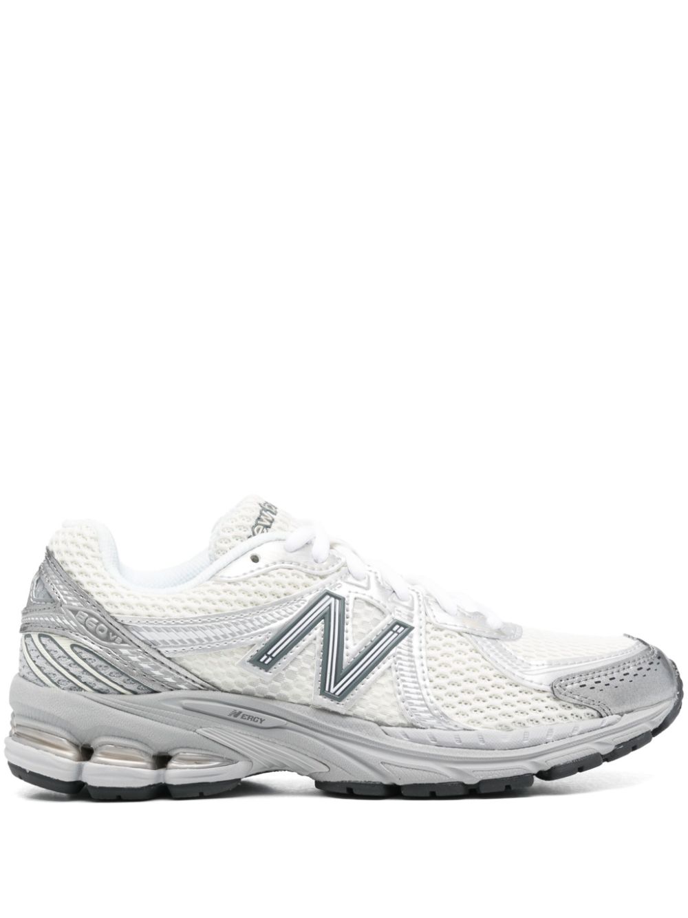 -سنيكر 860V2