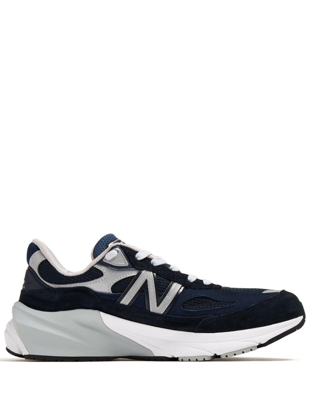 -سنيكر 990v6