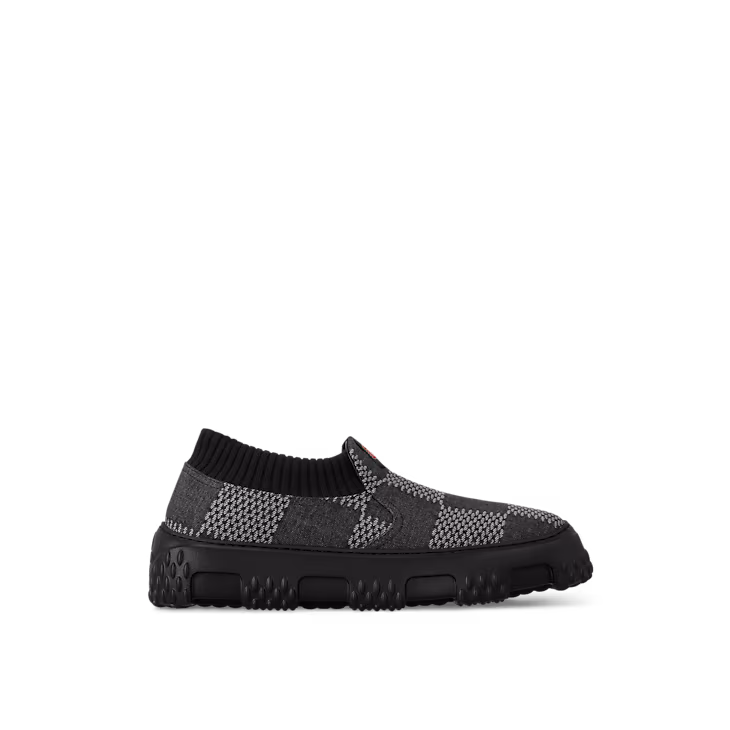 -LV Space Lander Slip On