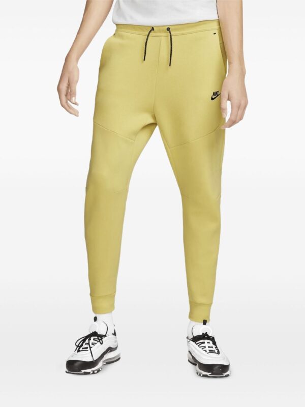 ⁦Sportswear Tech Fleece track pants⁩ - الصورة ⁦3⁩