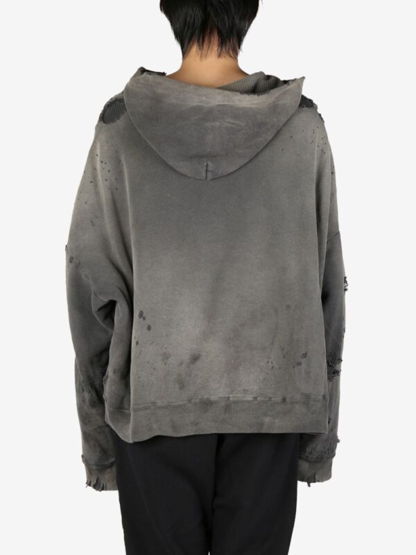 ⁦distressed hoodie⁩ - الصورة ⁦2⁩