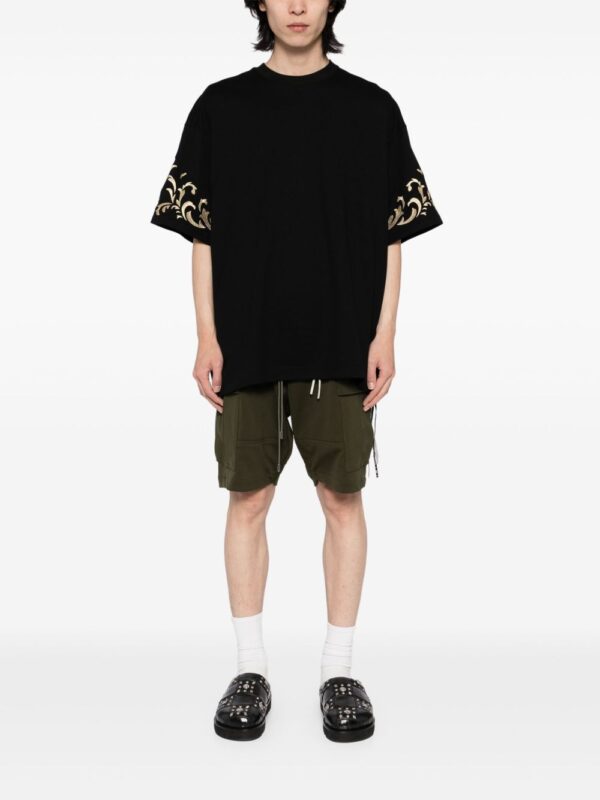 ⁦embroidered T-shirt⁩ - الصورة ⁦2⁩