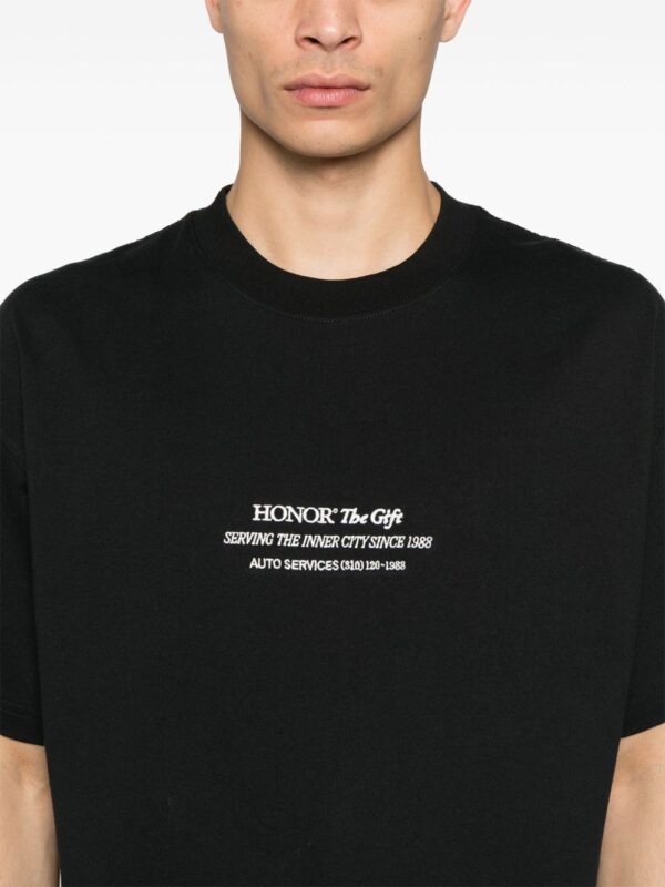 ⁦Community T-shirt⁩ - الصورة ⁦4⁩