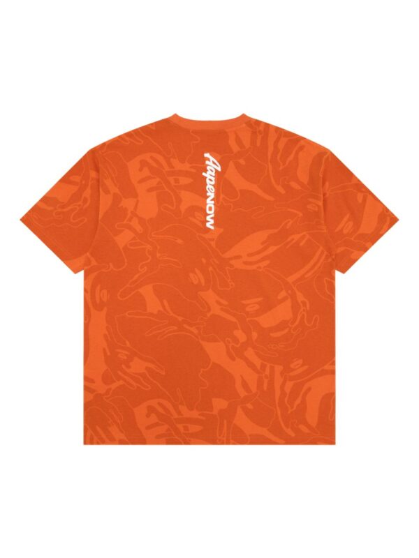 ⁦camouflage-print T-shirt⁩ - الصورة ⁦2⁩
