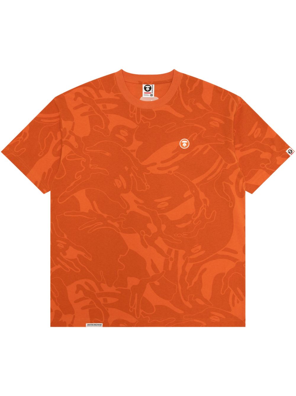 camouflage-print T-shirt