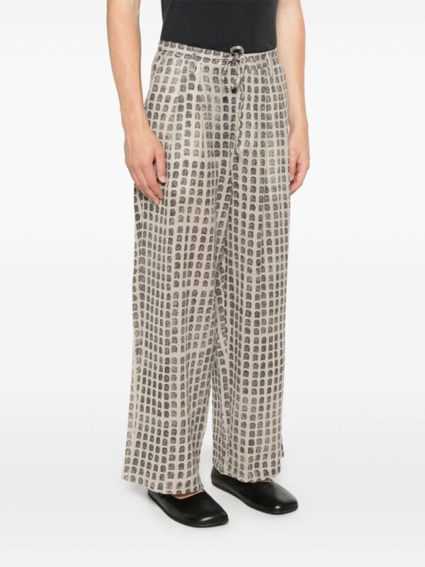 patterned trousers