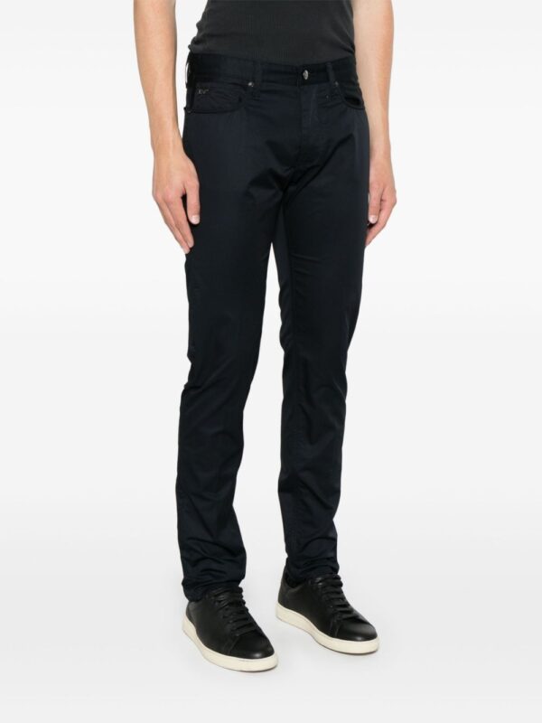 slim-fit trousers