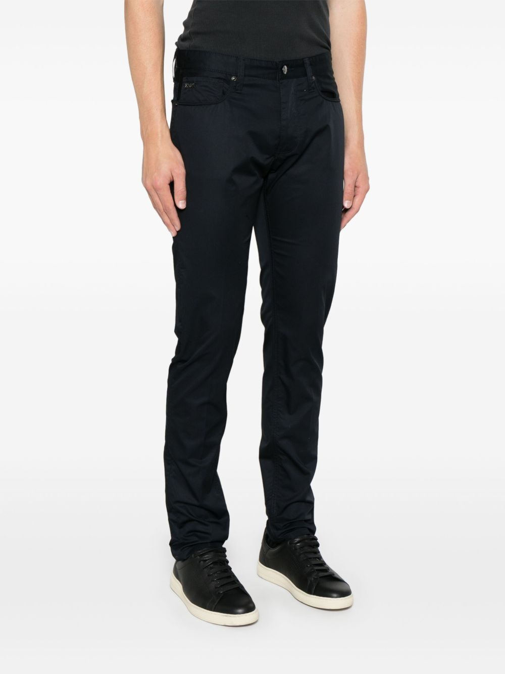 slim-fit trousers