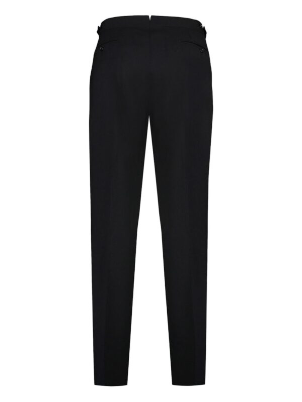 ⁦pressed-crease chino trousers⁩ - الصورة ⁦3⁩