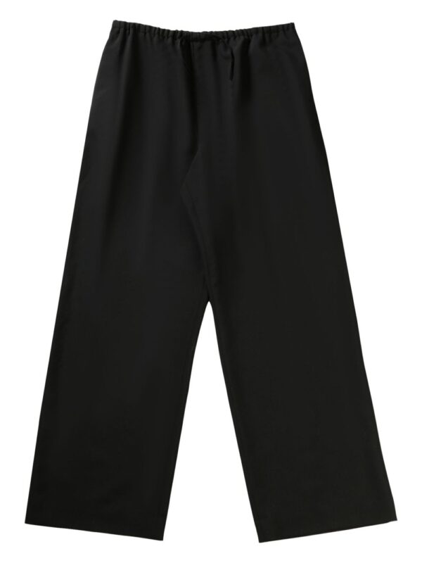 mid-rise trousers