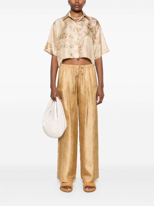 ⁦cropped silk shirt⁩ - الصورة ⁦2⁩