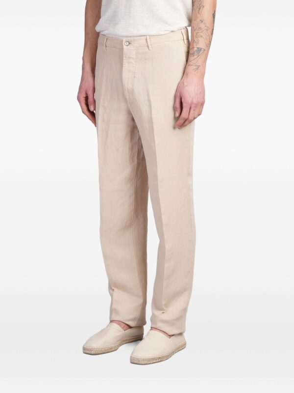 straight-leg trousers