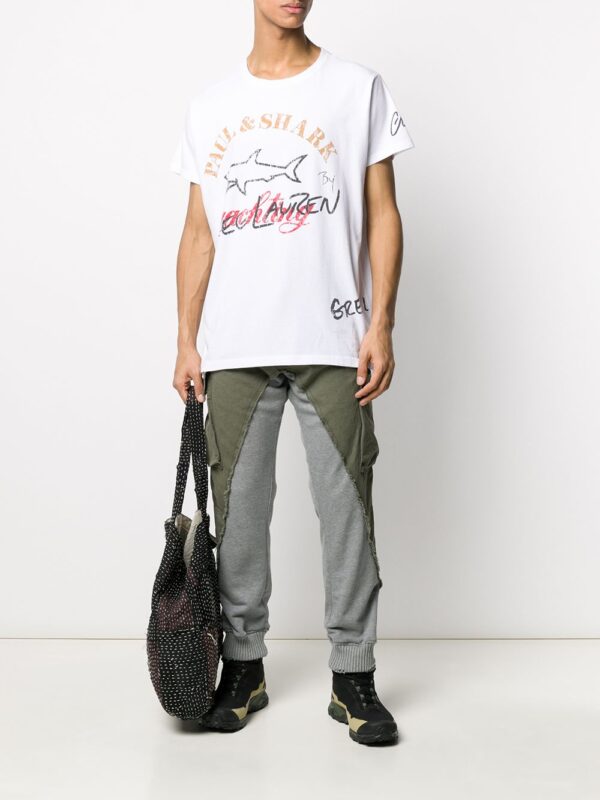 ⁦crew neck logo printed T-shirt⁩ - الصورة ⁦2⁩