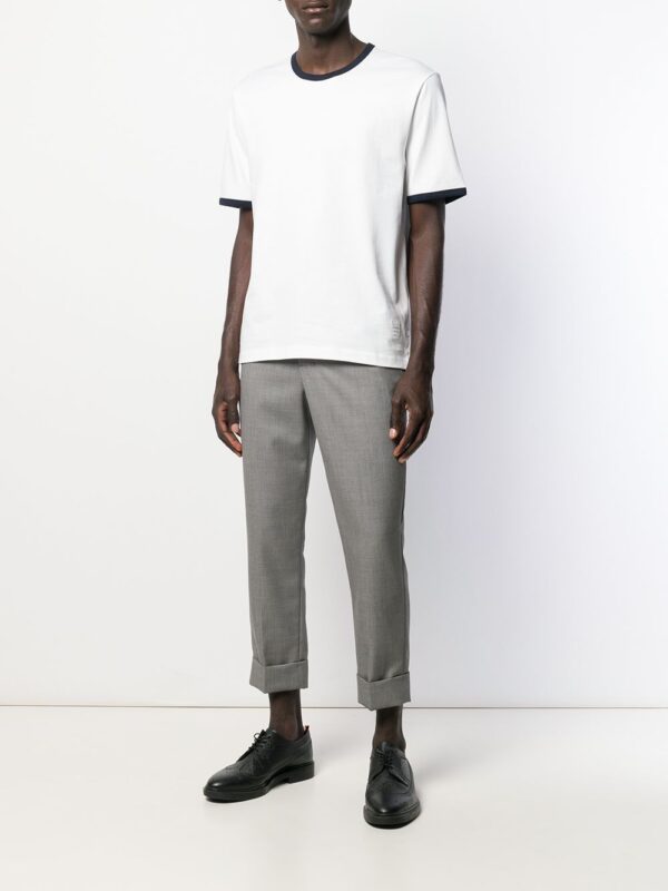 ⁦contrasting-trim T-shirt⁩ - الصورة ⁦4⁩