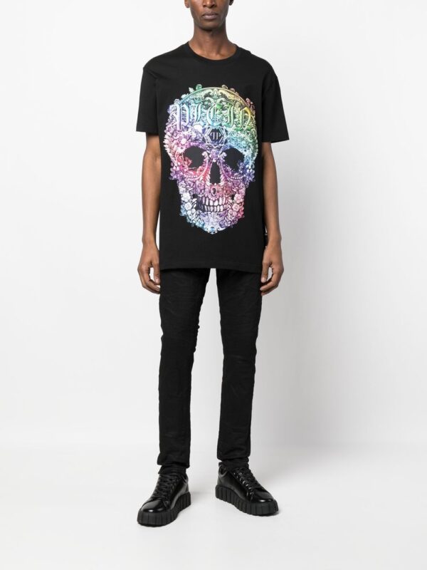 ⁦baroque skull-print T-shirt⁩ - الصورة ⁦4⁩