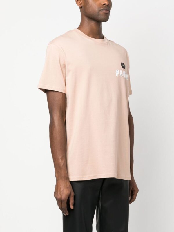 ⁦chest logo-print detail T-shirt⁩ - الصورة ⁦2⁩