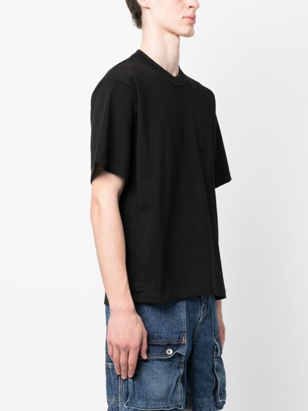 ⁦buckled short-sleeve T-shirt⁩ - الصورة ⁦2⁩
